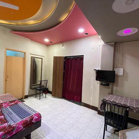 Muktai Lodge Solapur Ngoại thất bức ảnh